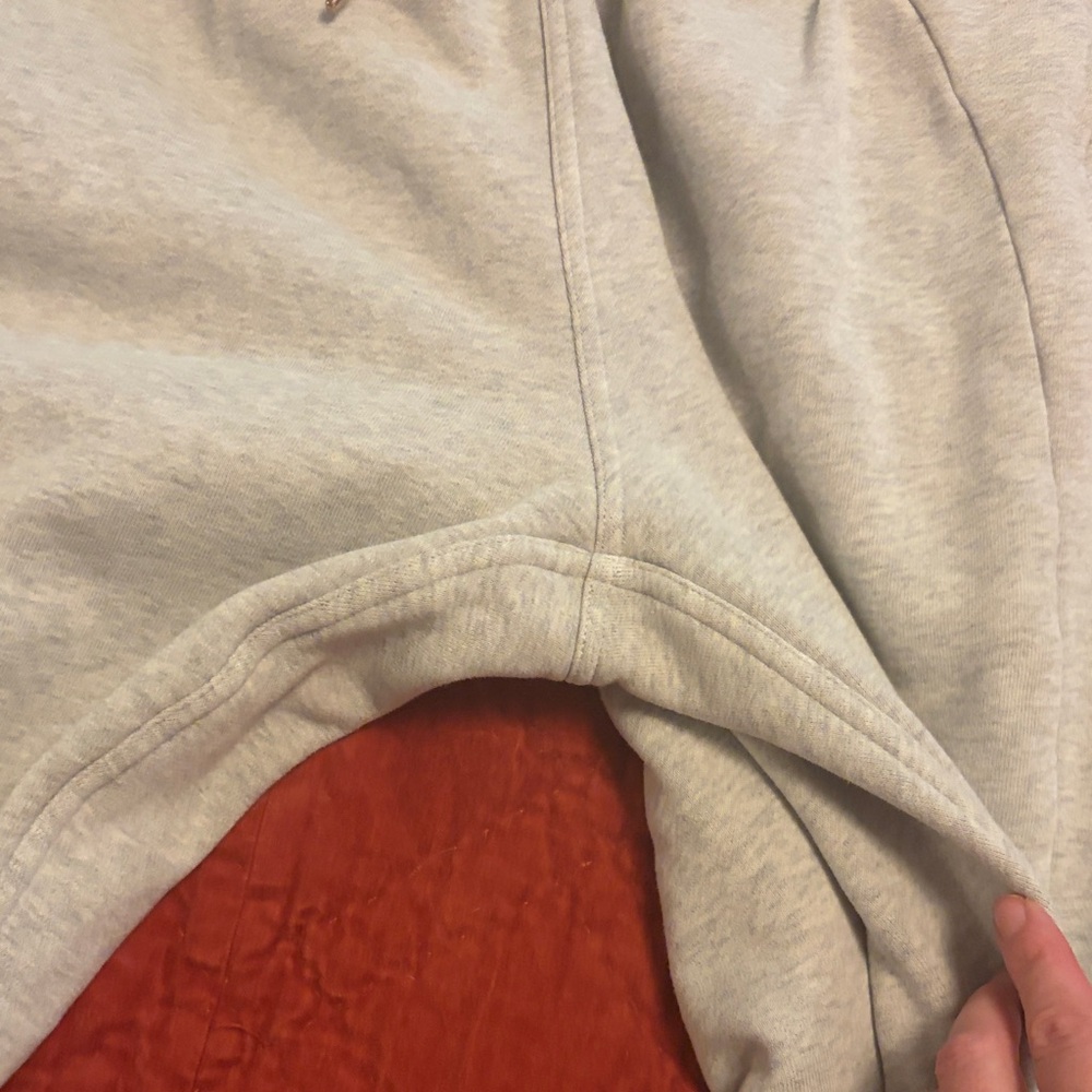 Lululemon scuba joggers - Picture 3 of 5